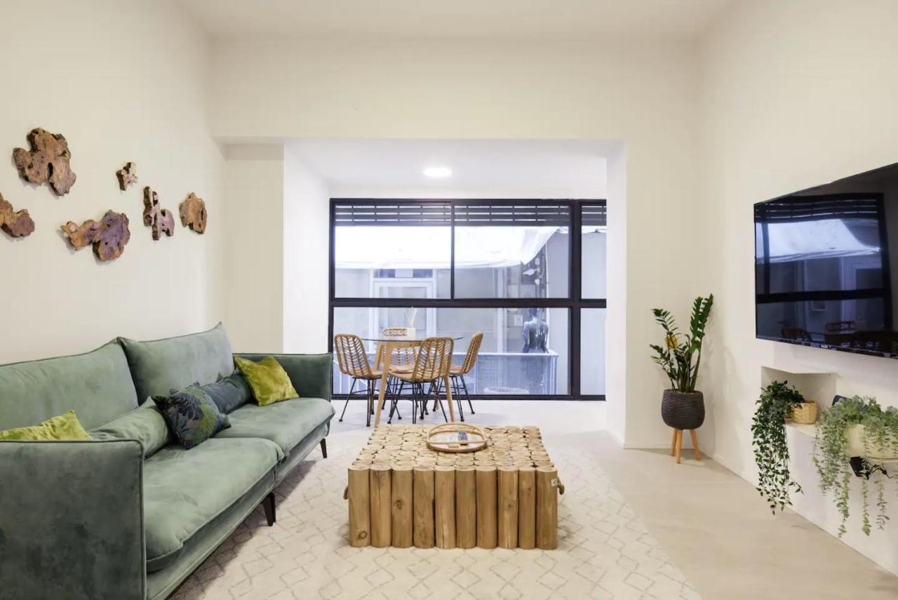 Renovated Large 3Rm Apartment 5 Min From The Beach Tel Aviv Exteriér fotografie